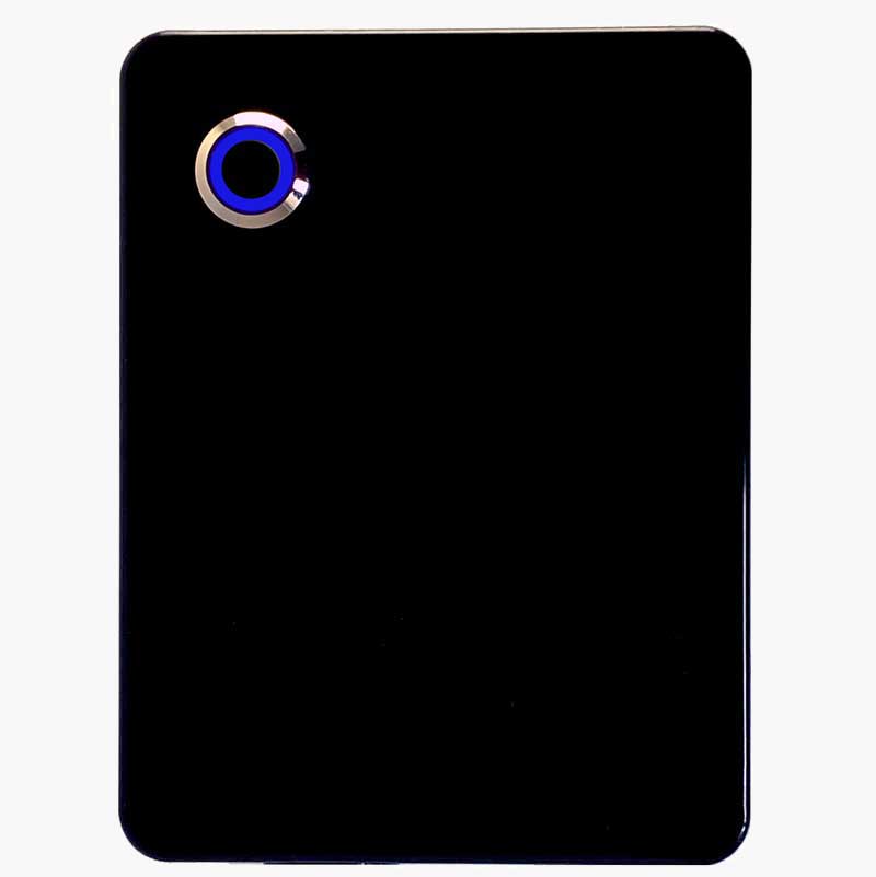 Foto del MFC-MK4.1 il nostro primo prodotto. Il famoso salpa ancora wireless controllato senza fili solo con l'app del proprio telefono, ipad e Tablet